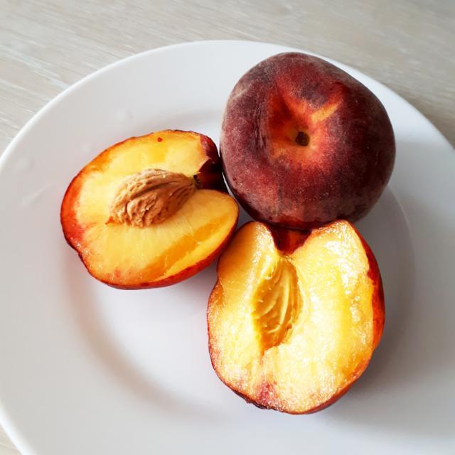 Калорийность персика полезные свойства