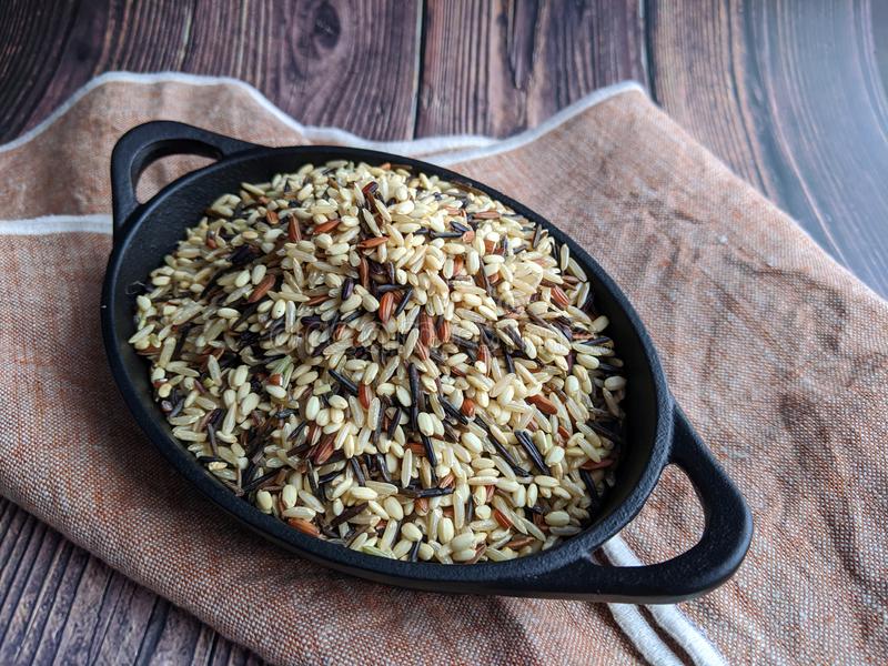 Примерное меню рациона питания очищающей диеты на коричневом рисе на семь дней
