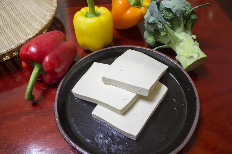 Богатство вкуса и полезных веществ в тофу-диете